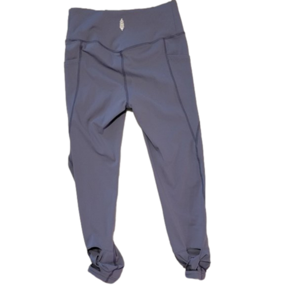 NWT - FP MOVEMENT BY FREE PEOPLE YOGA PANTS BLUE GRANITE SIZE SMALL - NWT